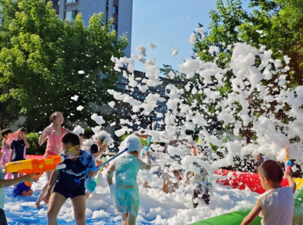 51我也要配资 宠粉计划，燃情一夏：金地智慧服务北京区域公司金喜服务活力全开